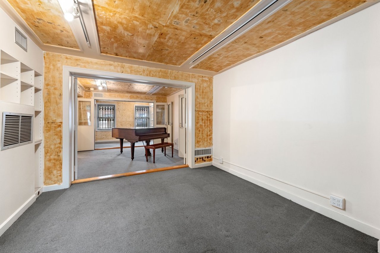 62 Saint Johns Place