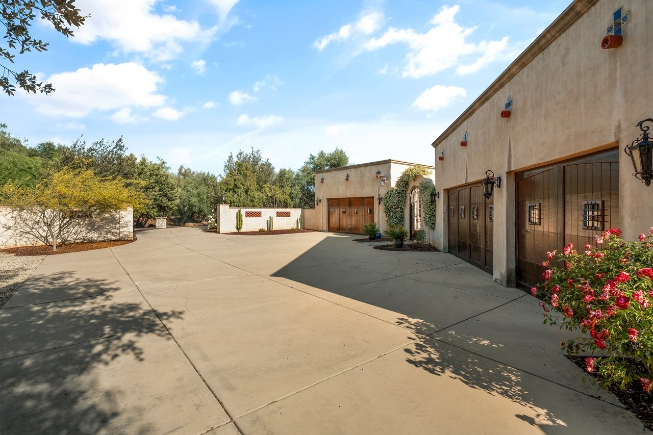 19300 Hombre Lane