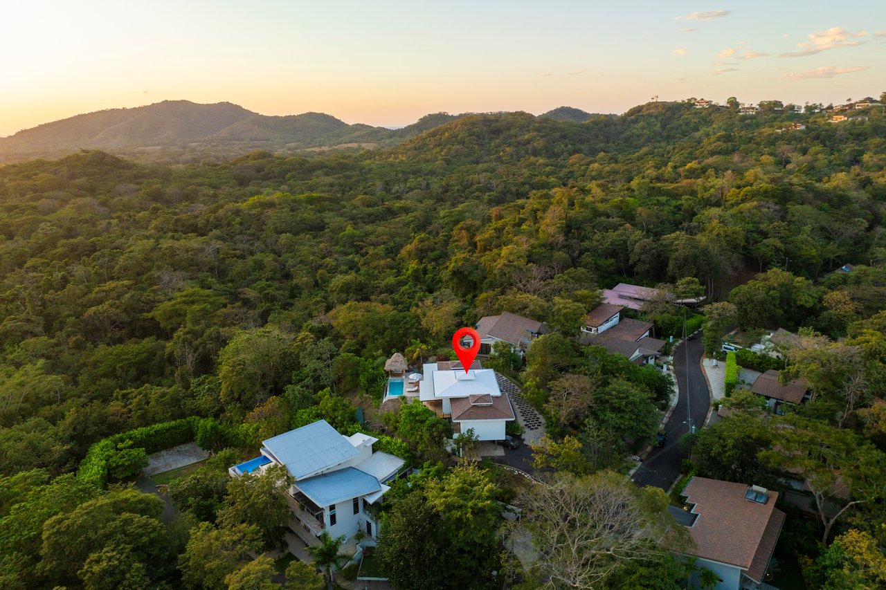 Casa Salinas – 3 beds ocean view home in playa grande