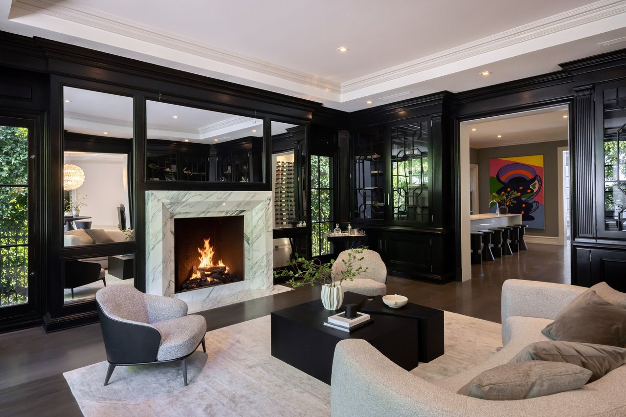 917 N Crescent Dr, Beverly Hills