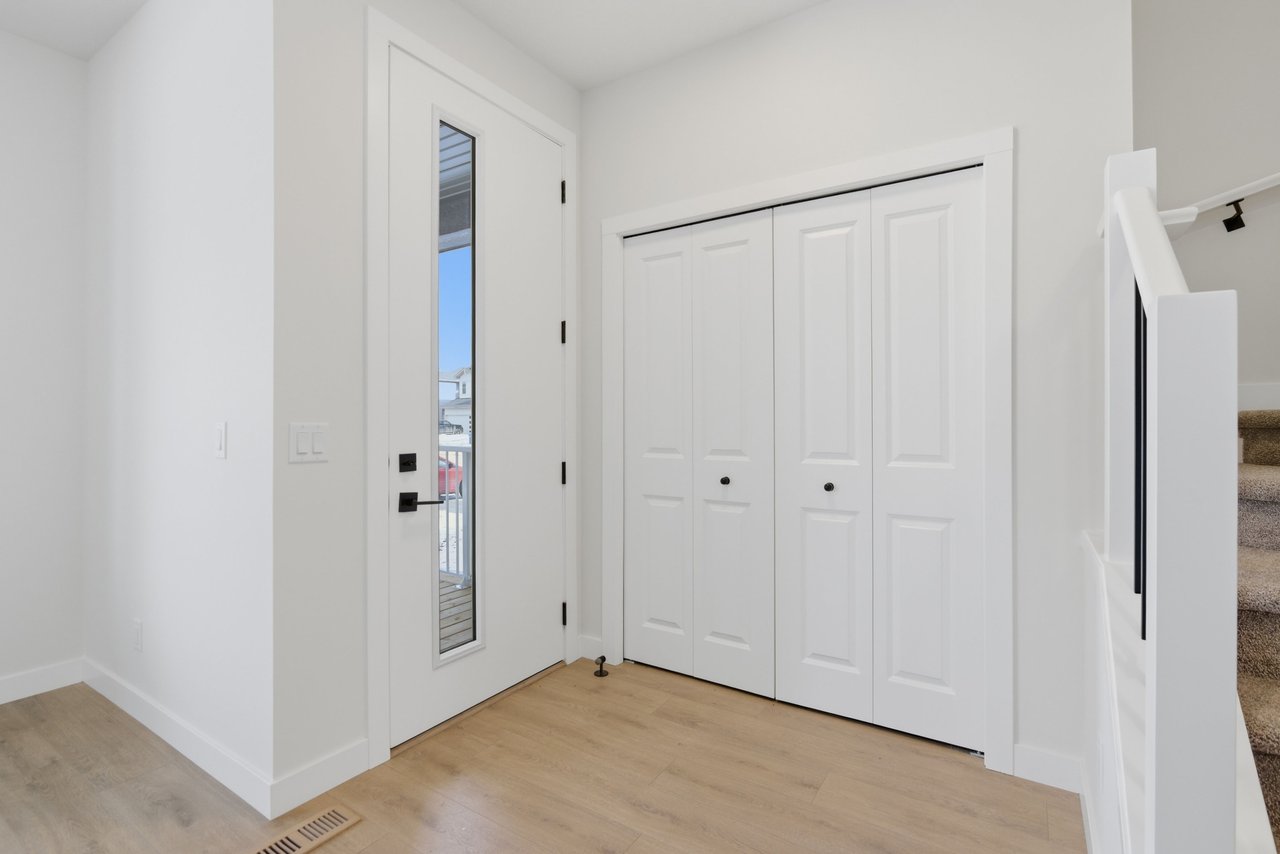 35 Belvedere Crescent SE