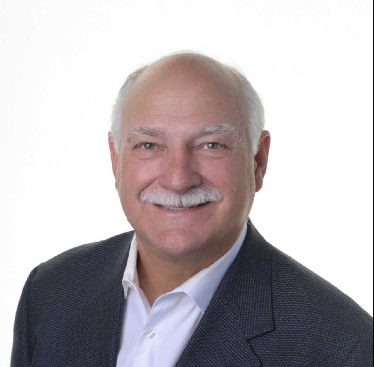 Terry Ballentine Marina Del Rey, CA Real Estate Agent Headshot