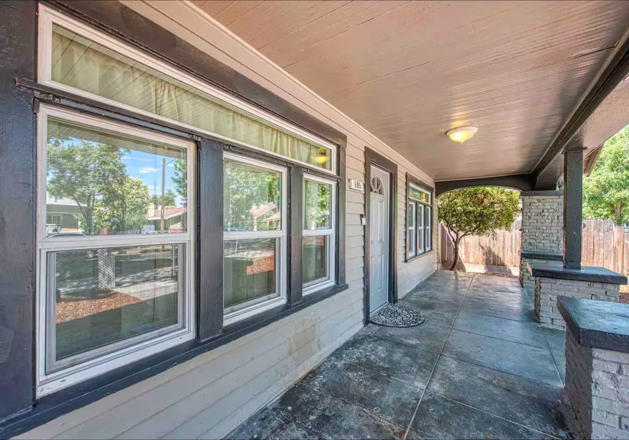 605 N Poplar Avenue