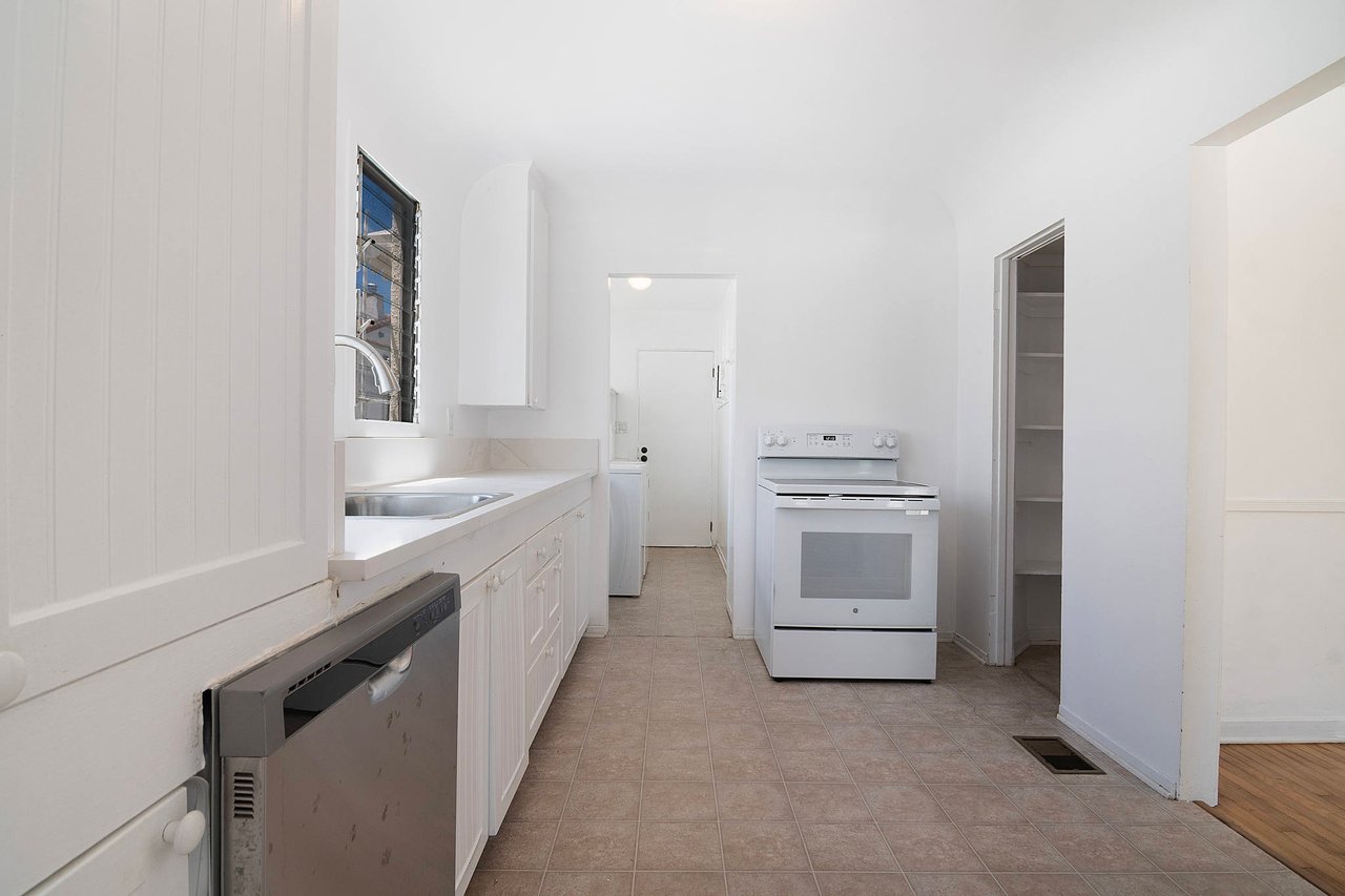 Off-Market Miracle Mile