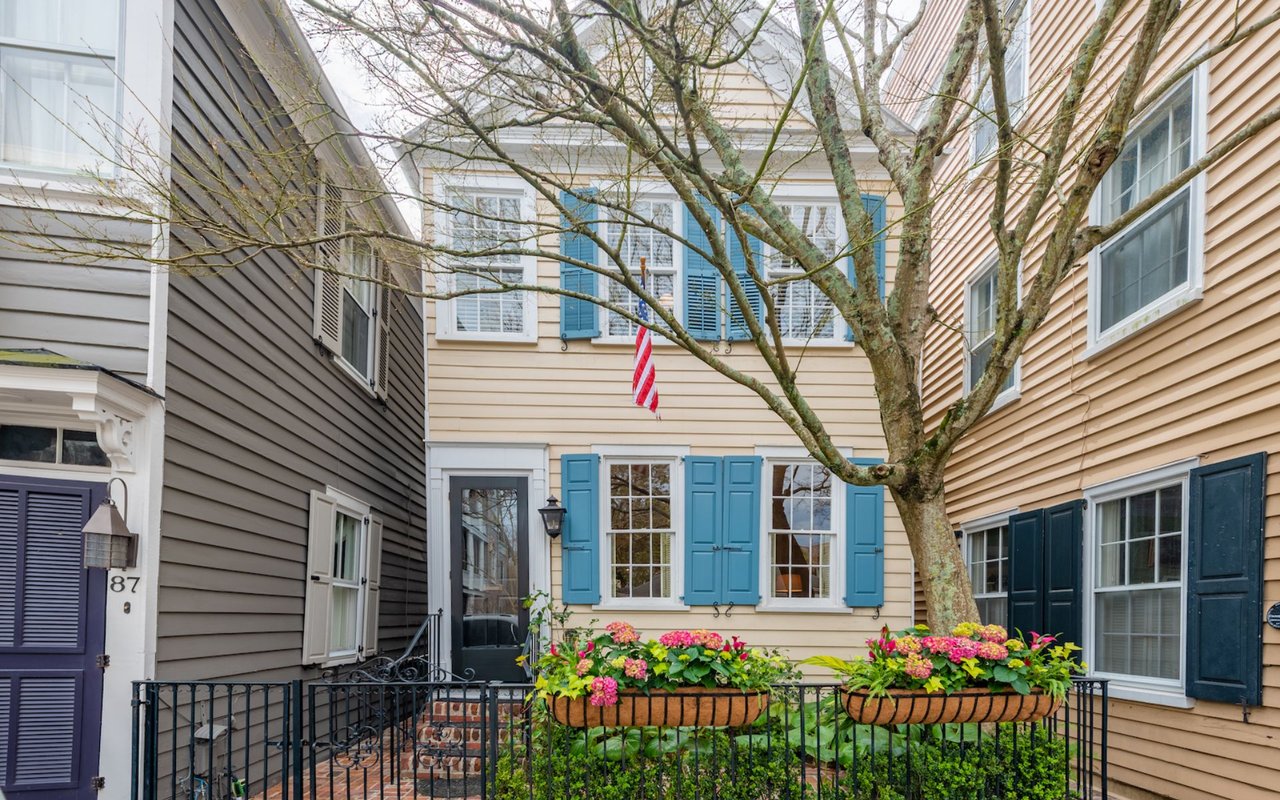 Quaint Charleston Single Home – 89 Tradd Street