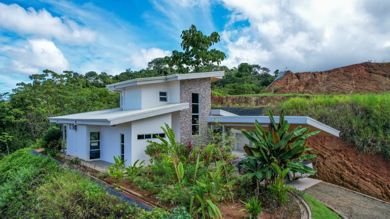 Stunning 3BR/3BA Ocean View Home in Chontales - Turnkey Paradise