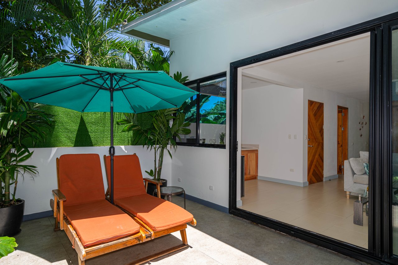 22 Unit Tropical Boutique Hotel steps from Manuel Antonio Park & Beach
