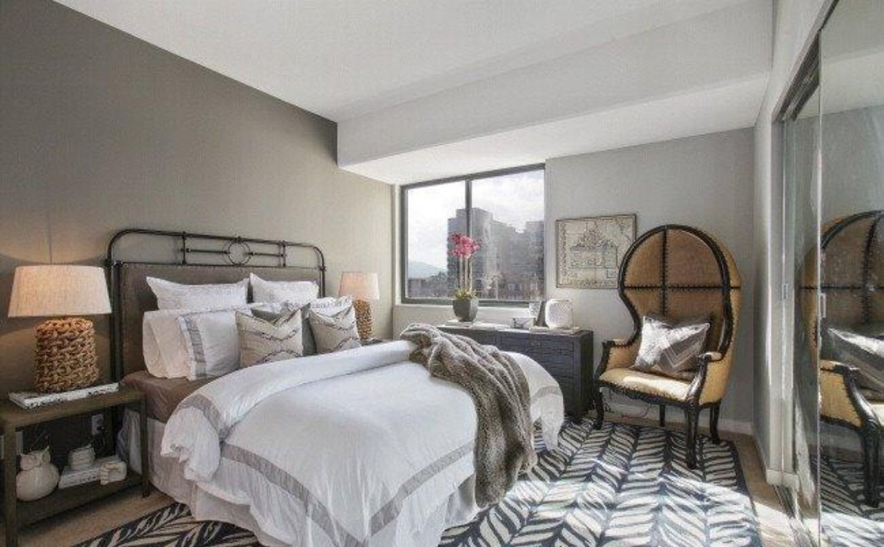 1 Daniel Burnham Court, #404