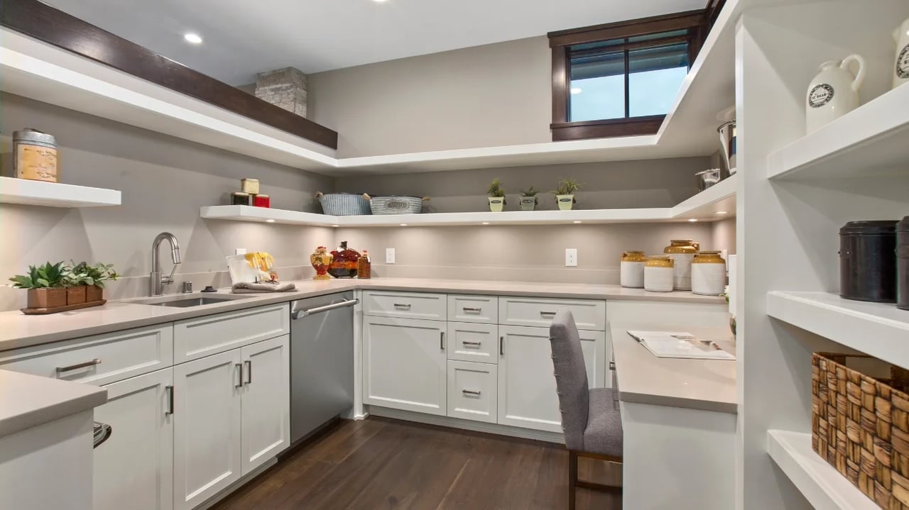 How to Choose the Best Top Shelf for your Cocoa Beach Home