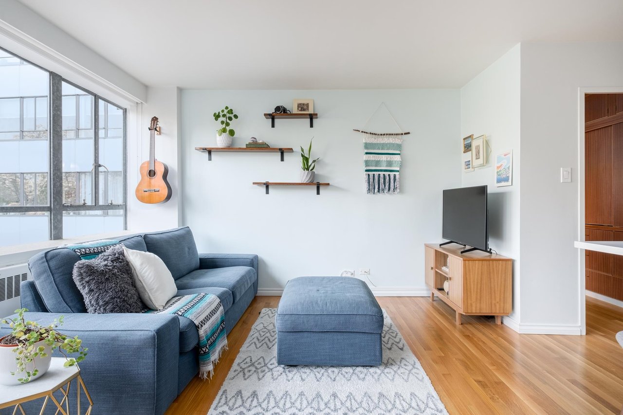 321-1445 Marpole Ave