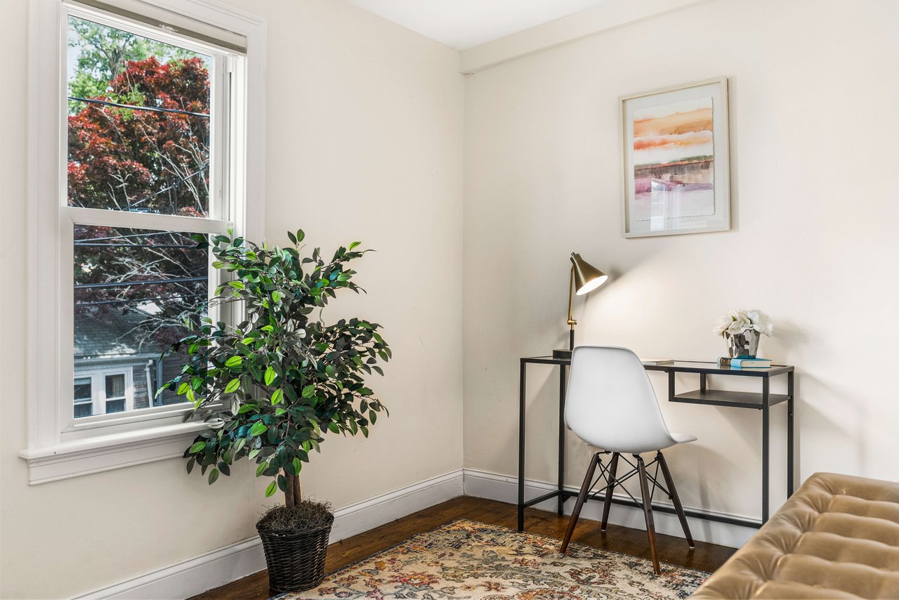 25 Granfield Ave Unit: 2