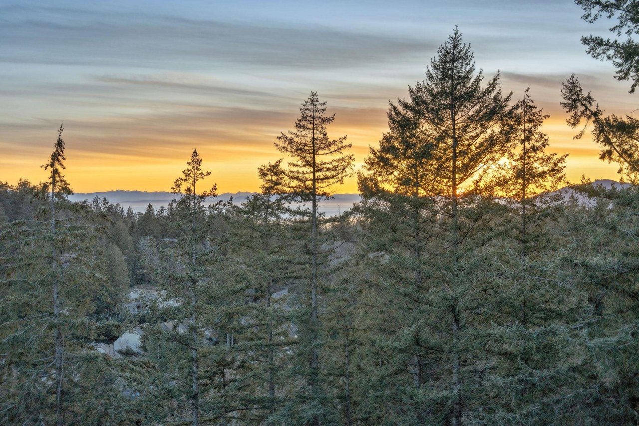 4668 Headland Drive, West Vancouver