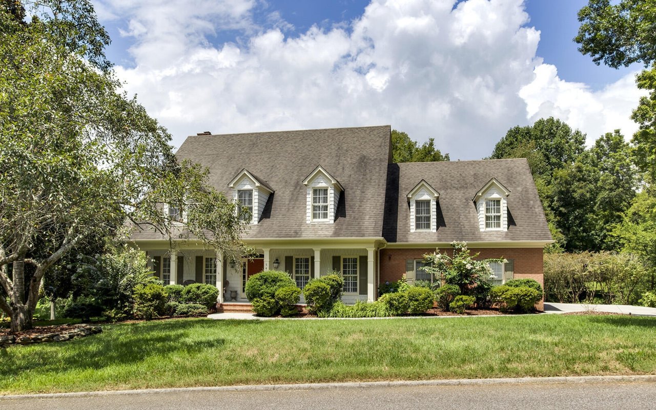 Wallace Luxury Spotlight | 5419 Cove Island Road Knoxville, TN 37919
