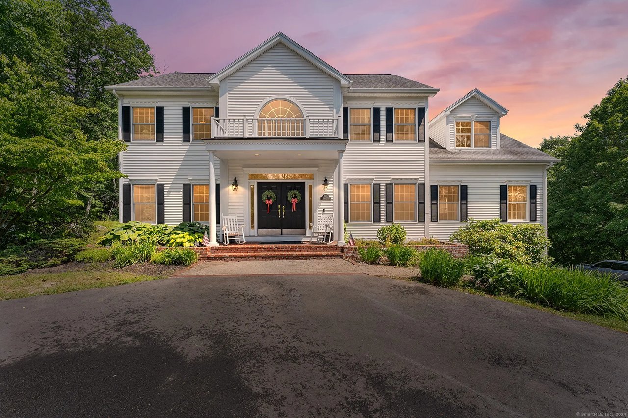 16 Pinewood Drive