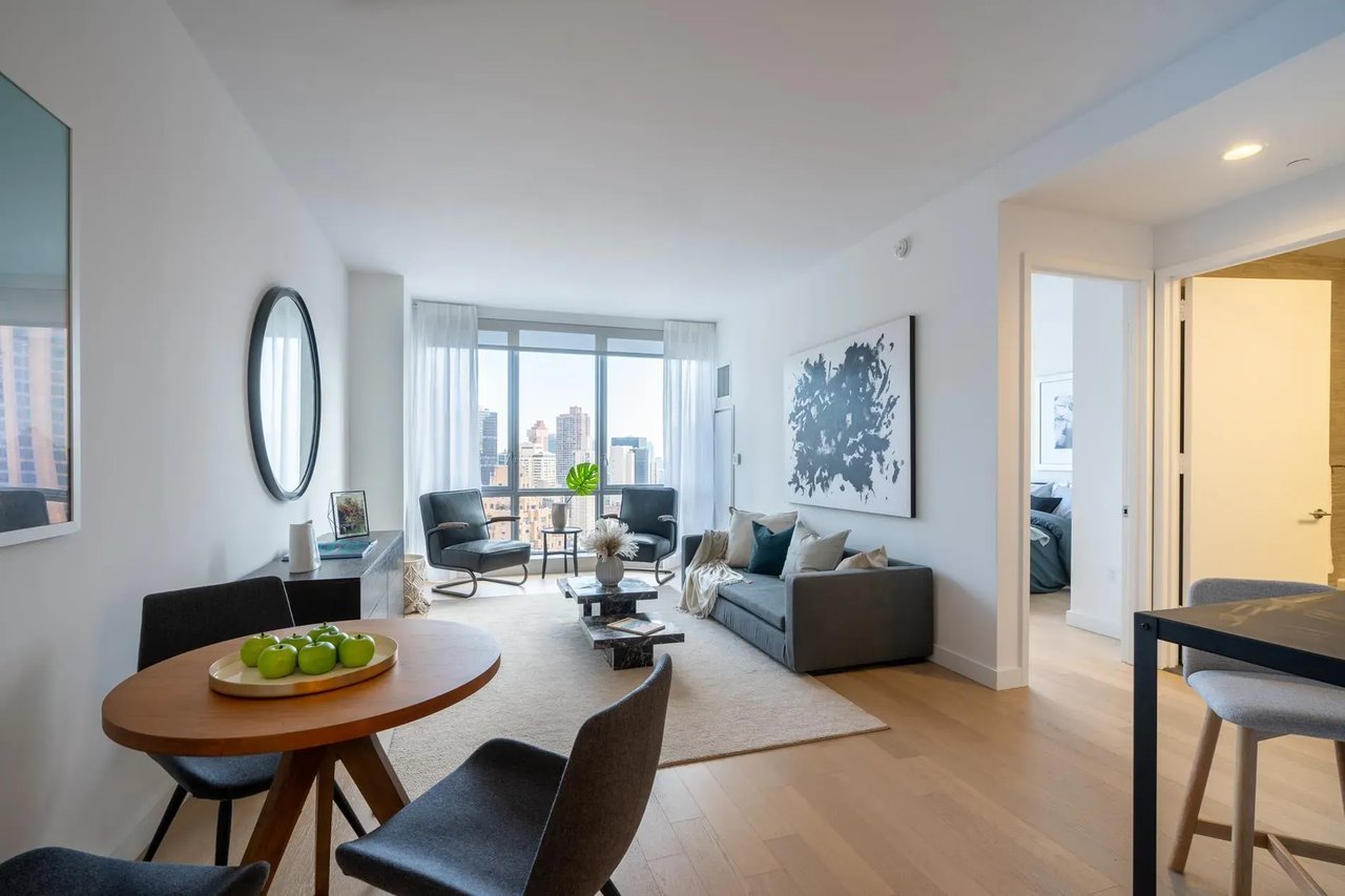 160 Madison Ave #35E