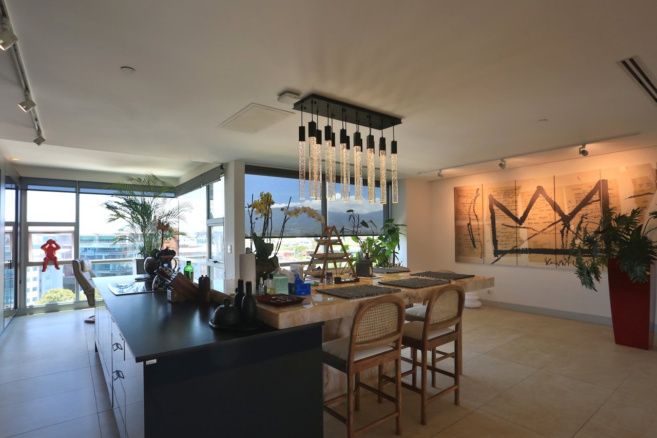 Modern Central Park Residence, Escazu, San Jose