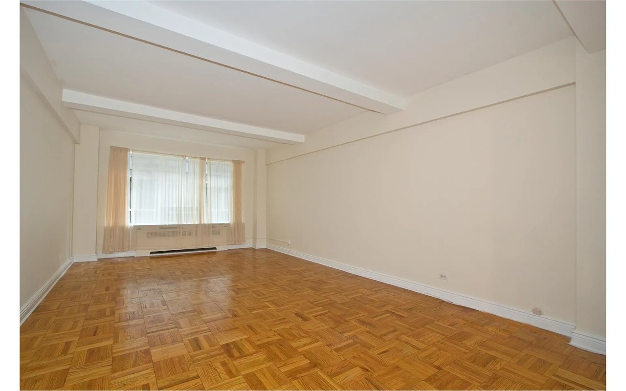 45 West 54th Street | the Aristocrat Unit: 3A