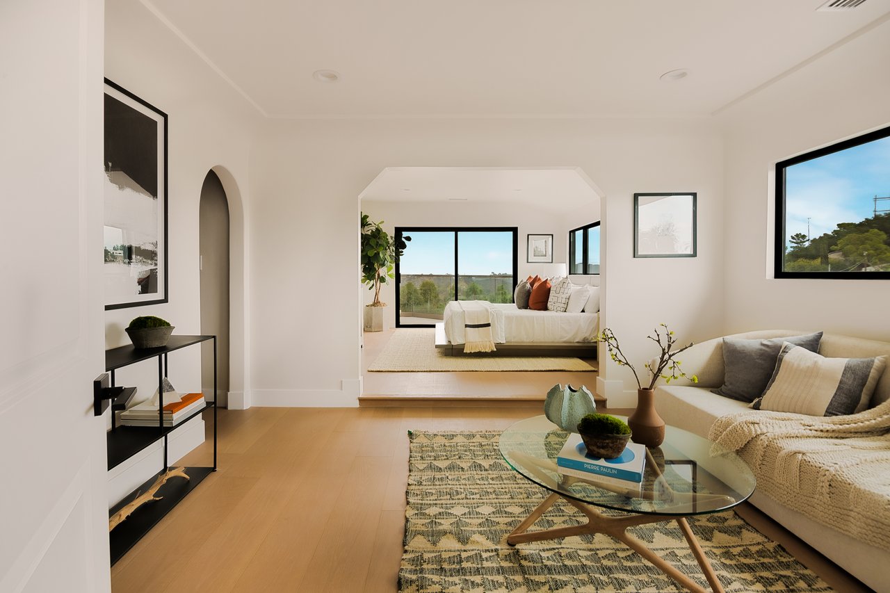 8921 Appian Way, Hollywood Hills