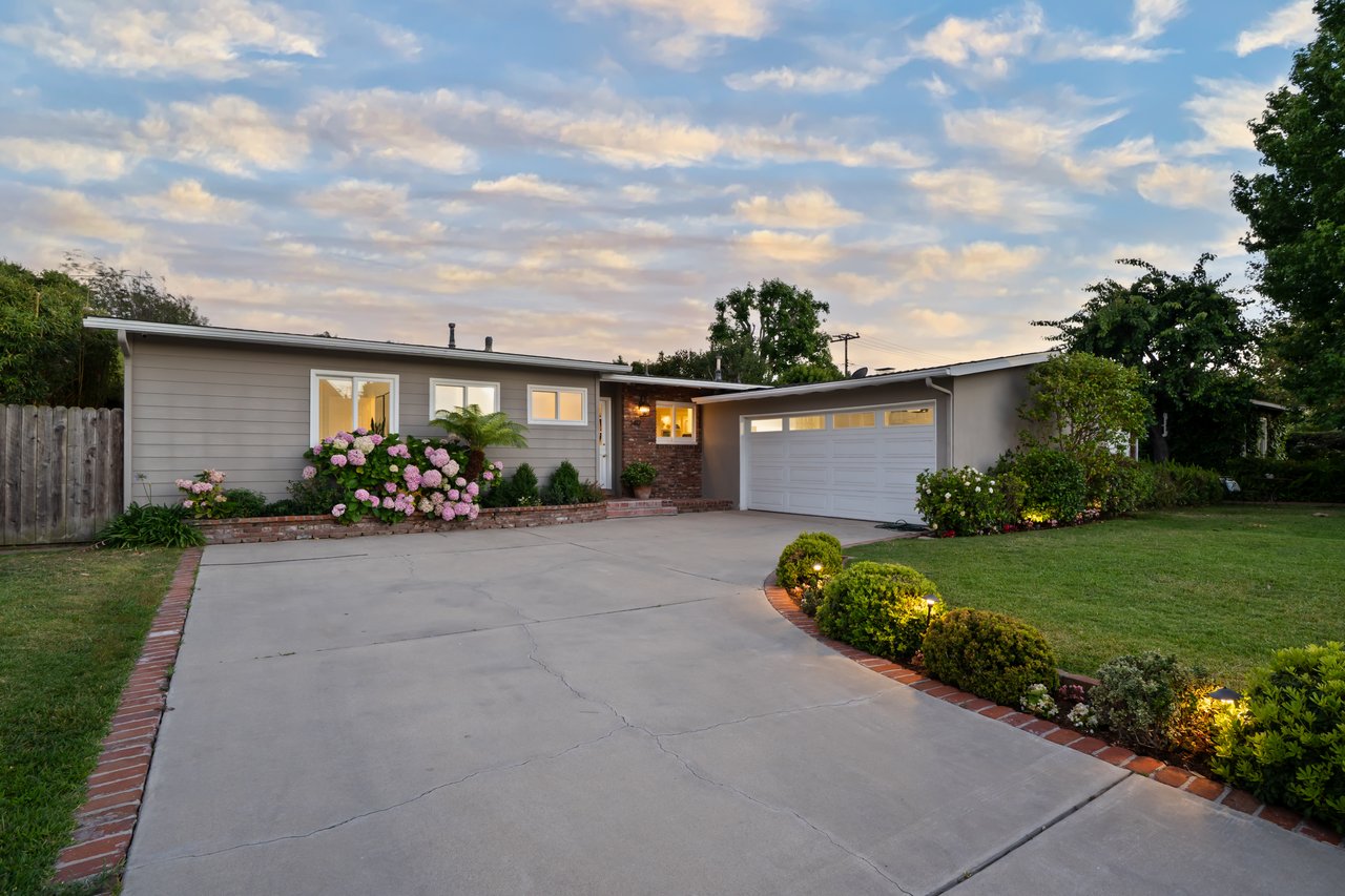 1412 Vivian Lane