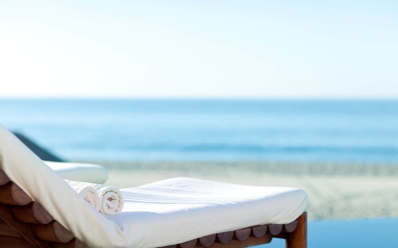 Naples Beach Club at the Four Seasons Resort