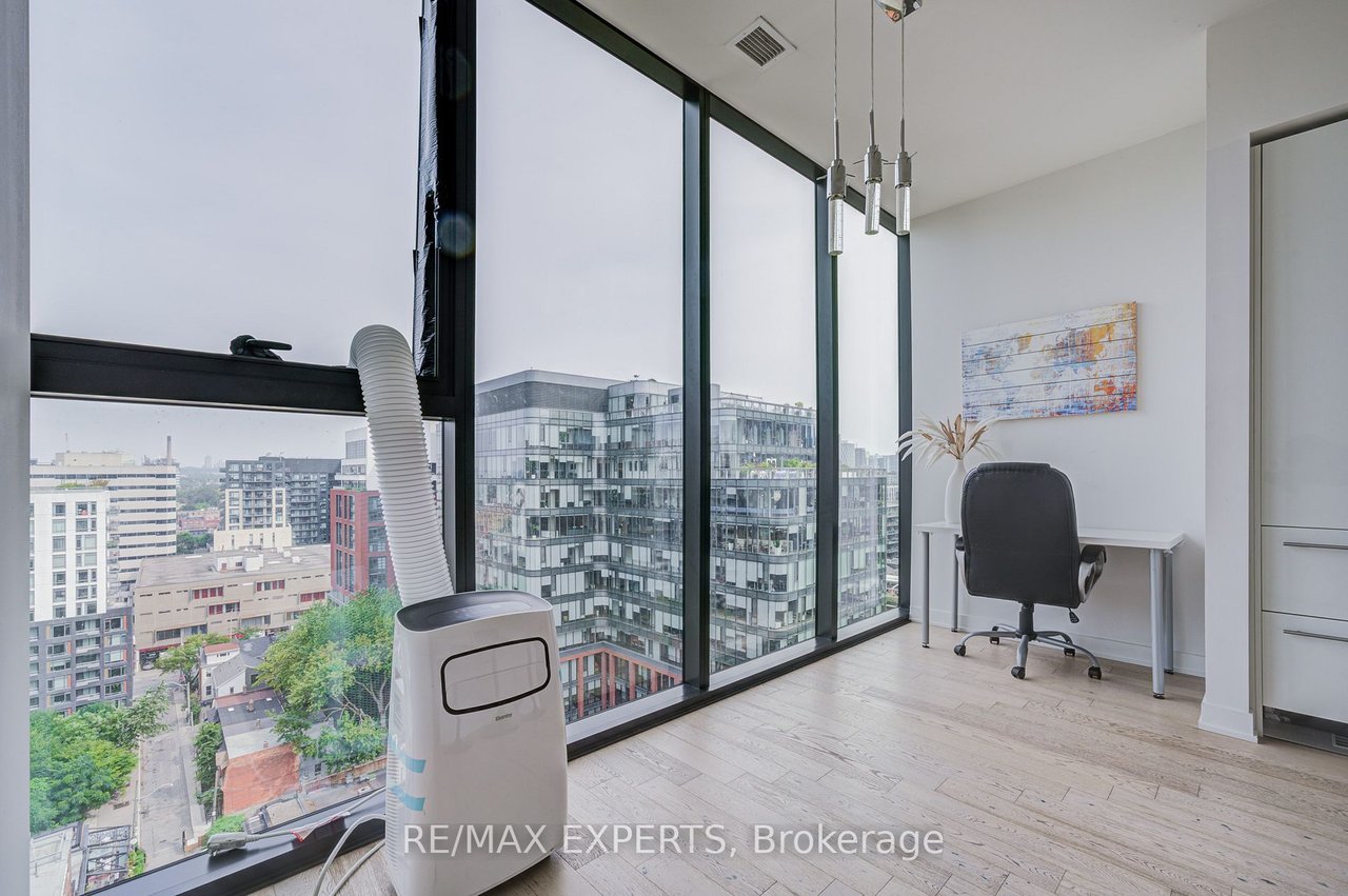 THOMPSON RESIDENCES
