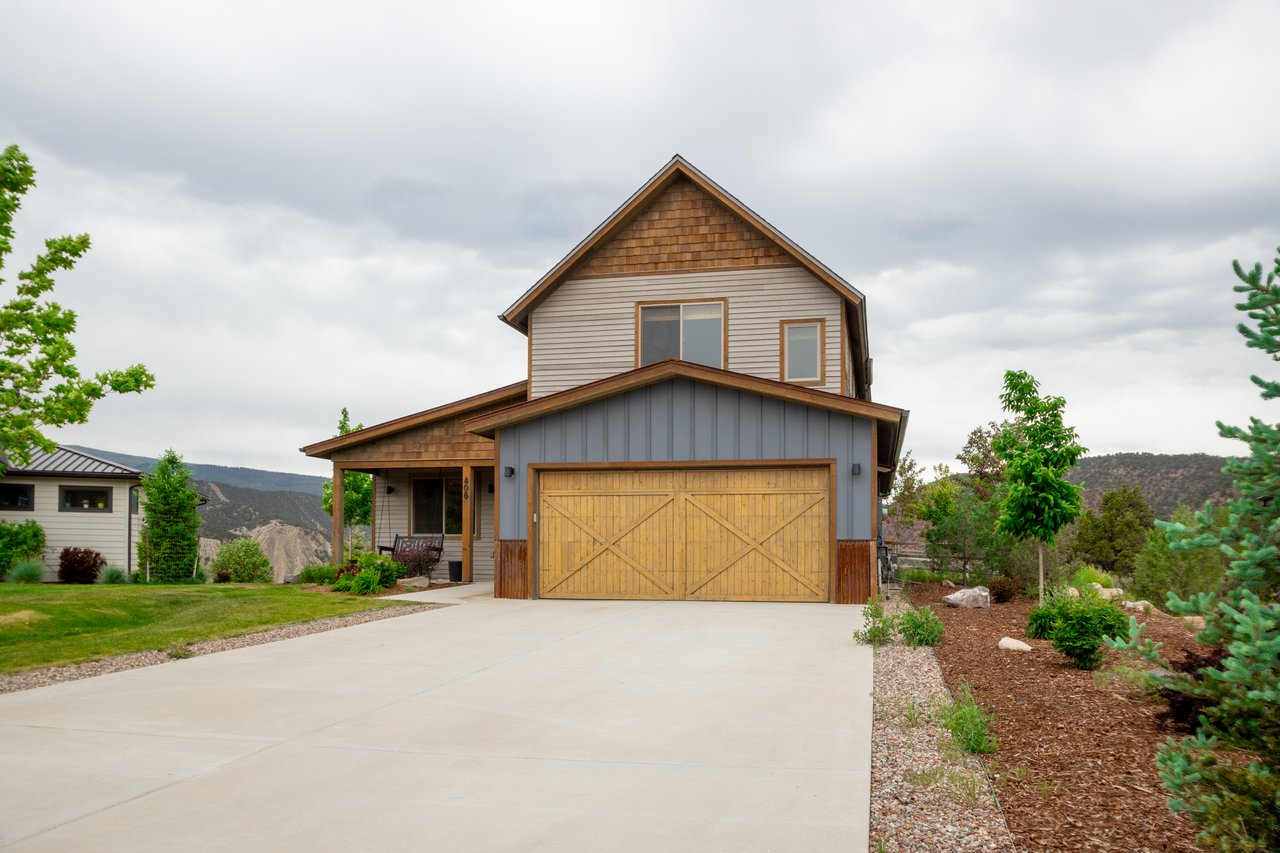 Pristine and Bright Four-Season Colorado Home