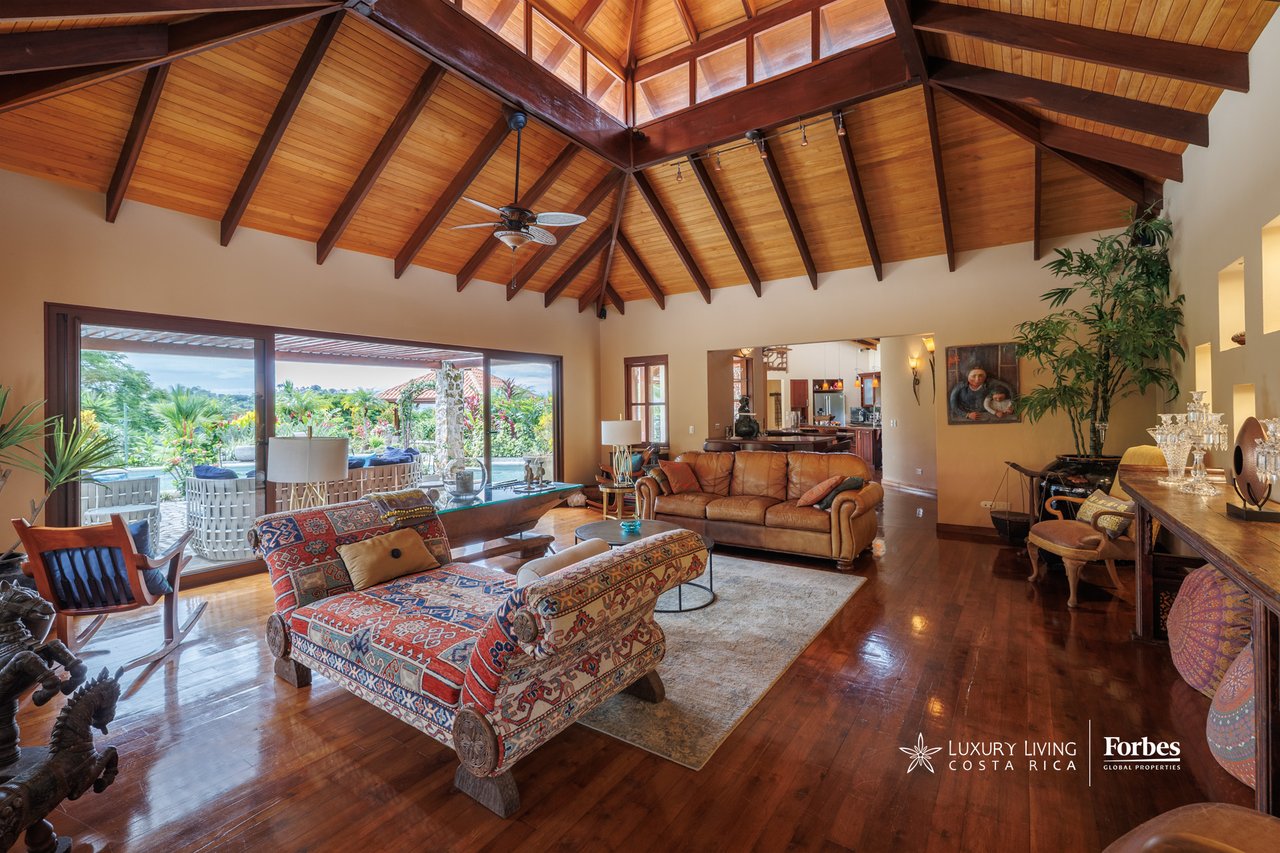 21470 - The Atenas Estate: Residencia de Lujo en Venta en Atenas