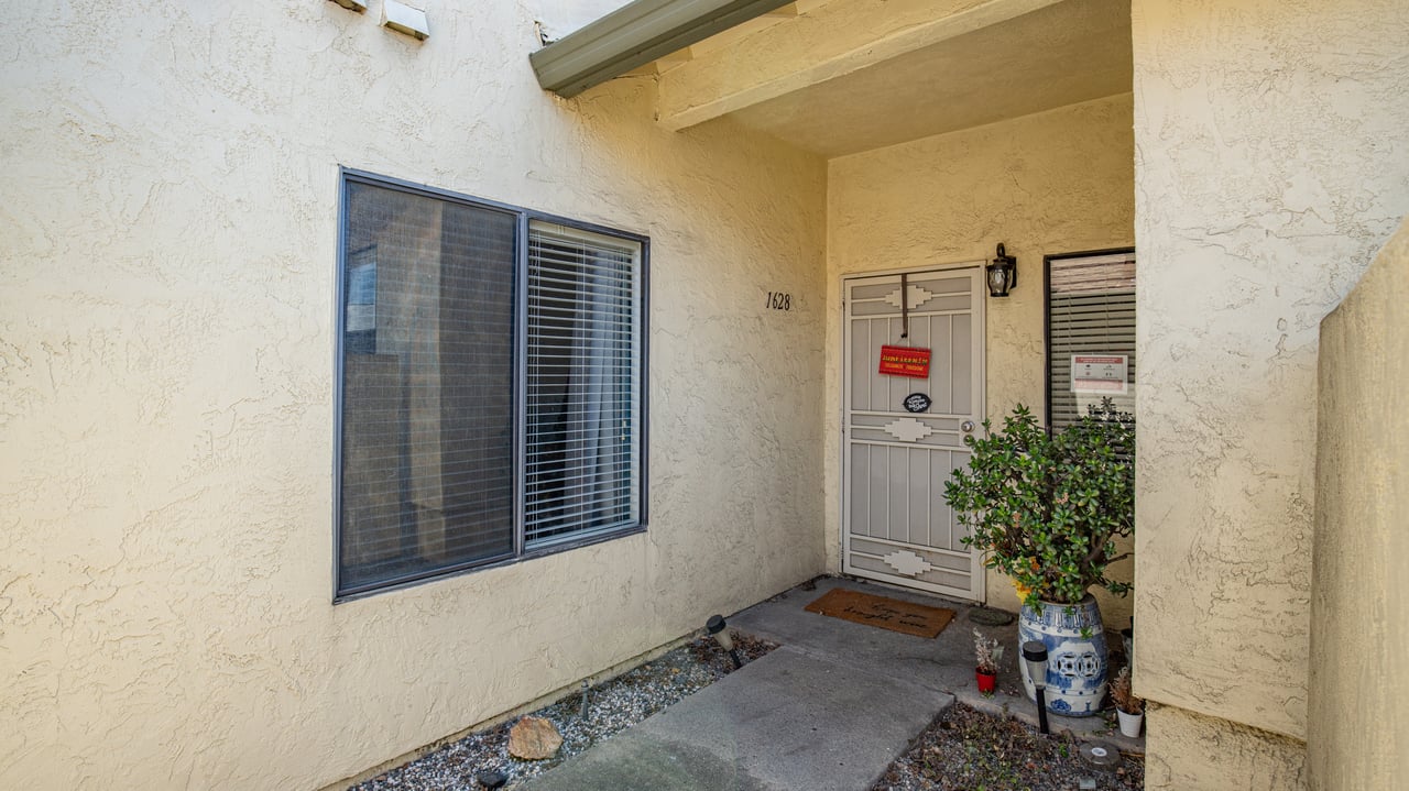 1628 Porter Way