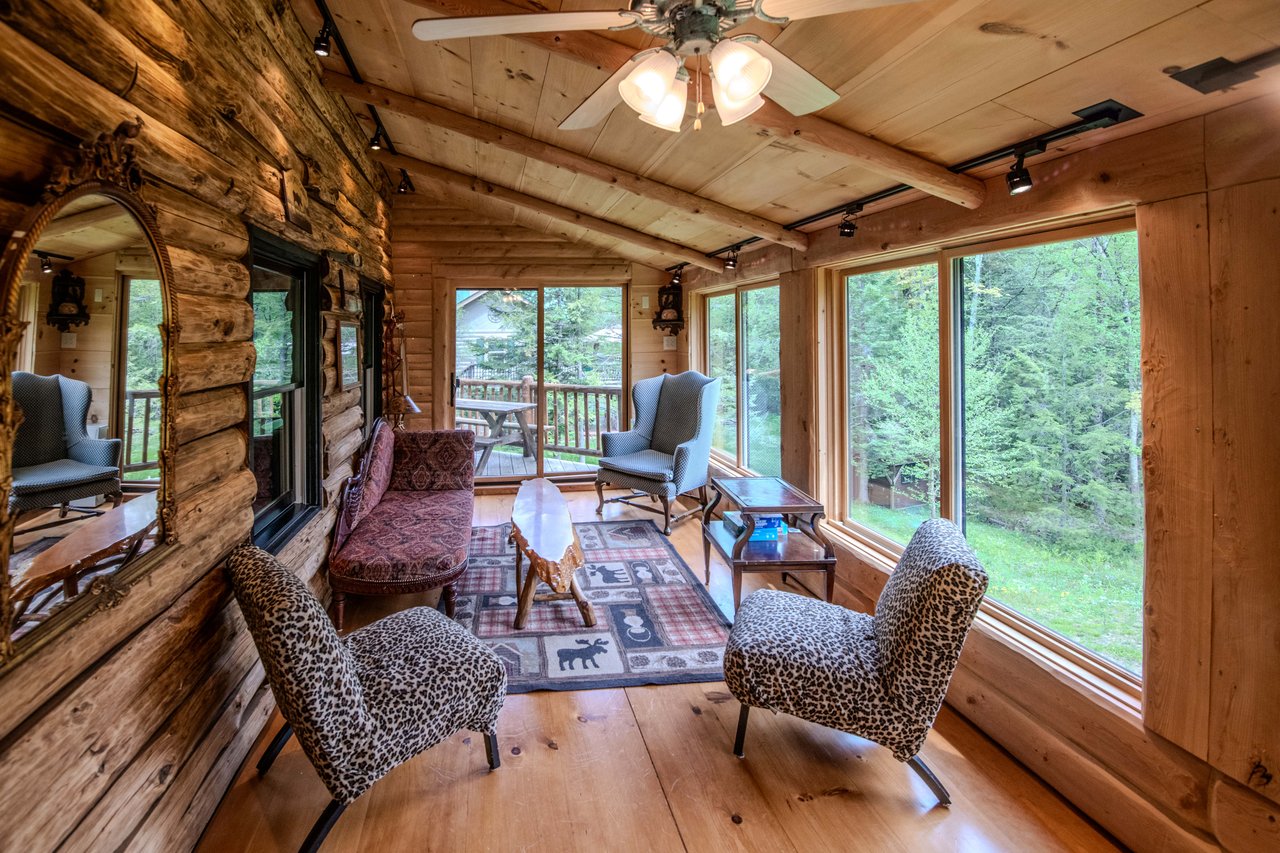 76 Johnson Loop