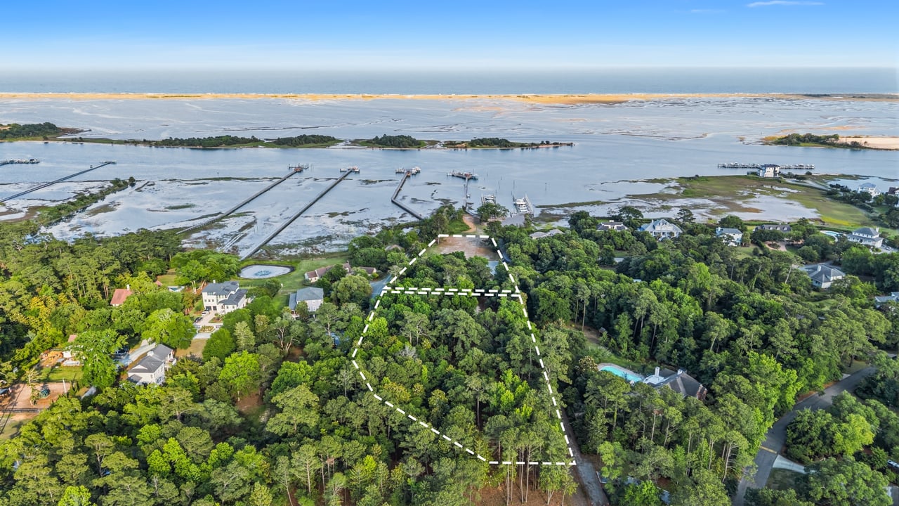 200 & 201 Oyster Bay Lane Lots