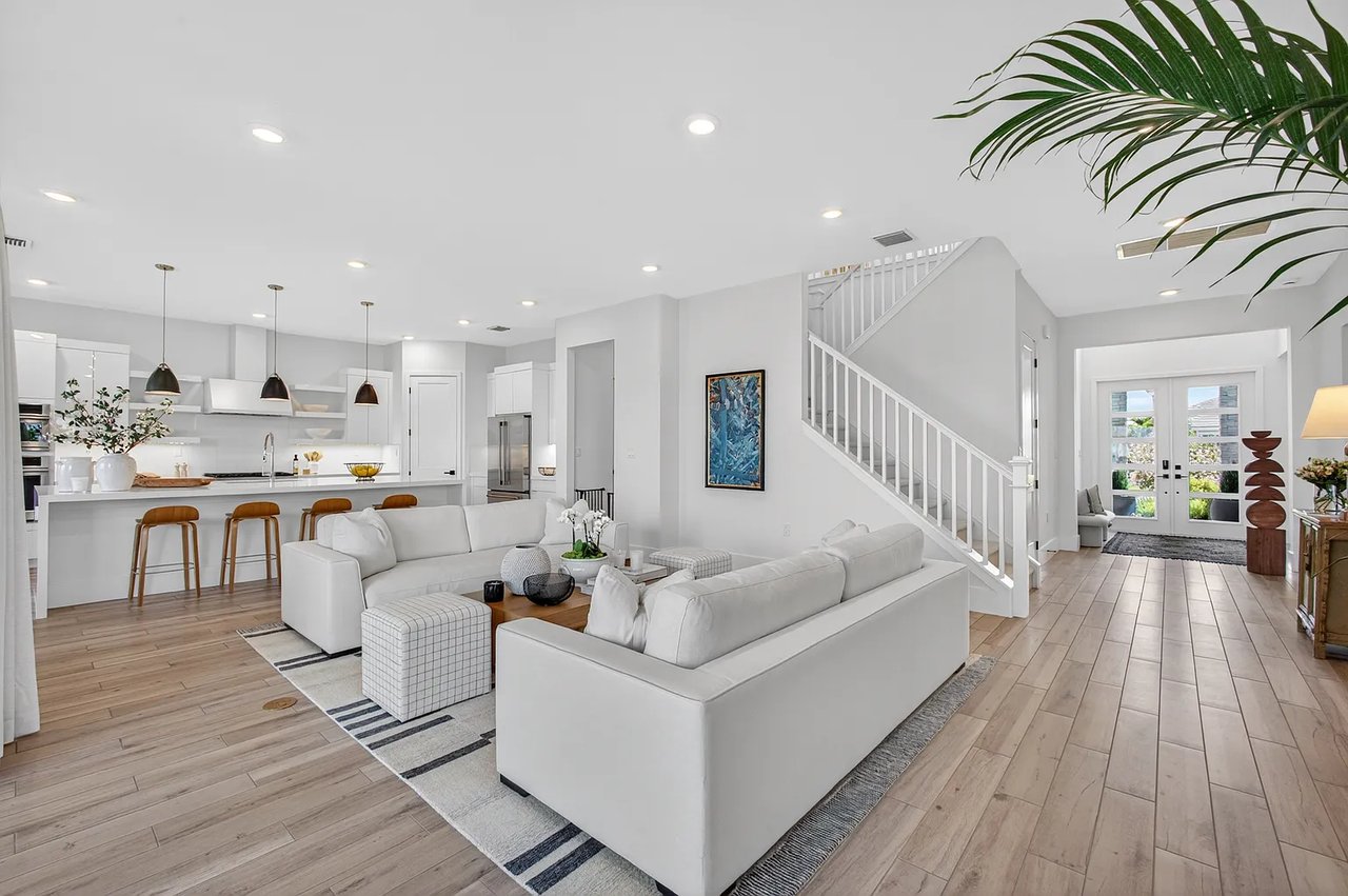 12249 Waterstone Cir