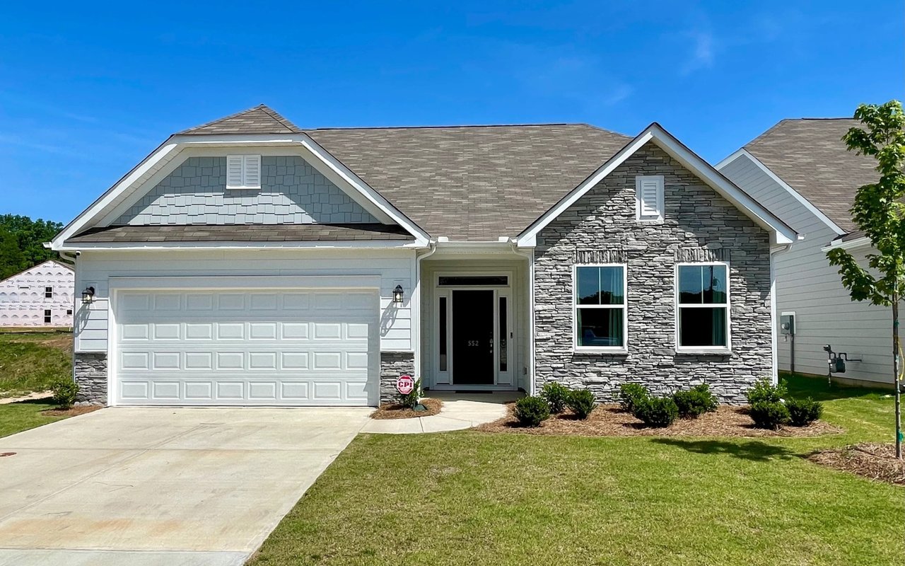 SOLD- Discover Modern Elegance: Move-In Ready Gem at 552 Bartoli Ct., Simpsonville SC – Offered by David Locke of Locke and Key Associates