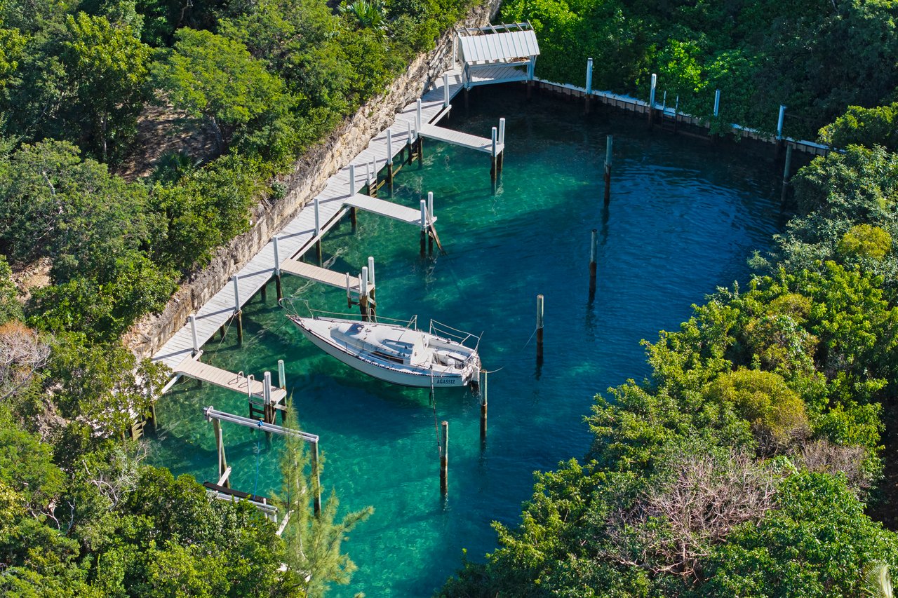 The Elbow Cay Club & Resort