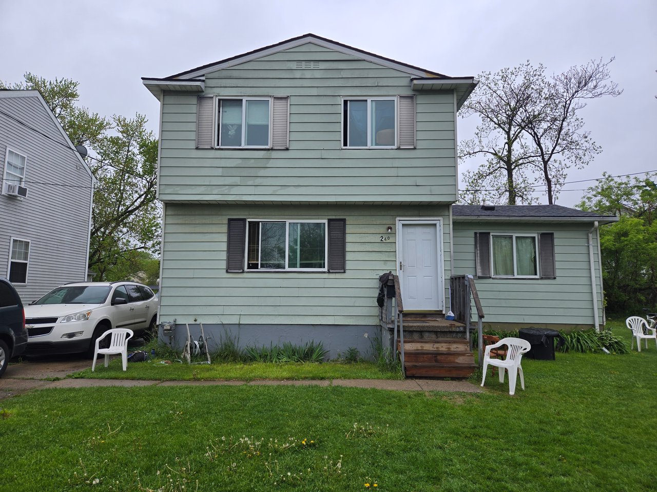 240 S Shirley Ave