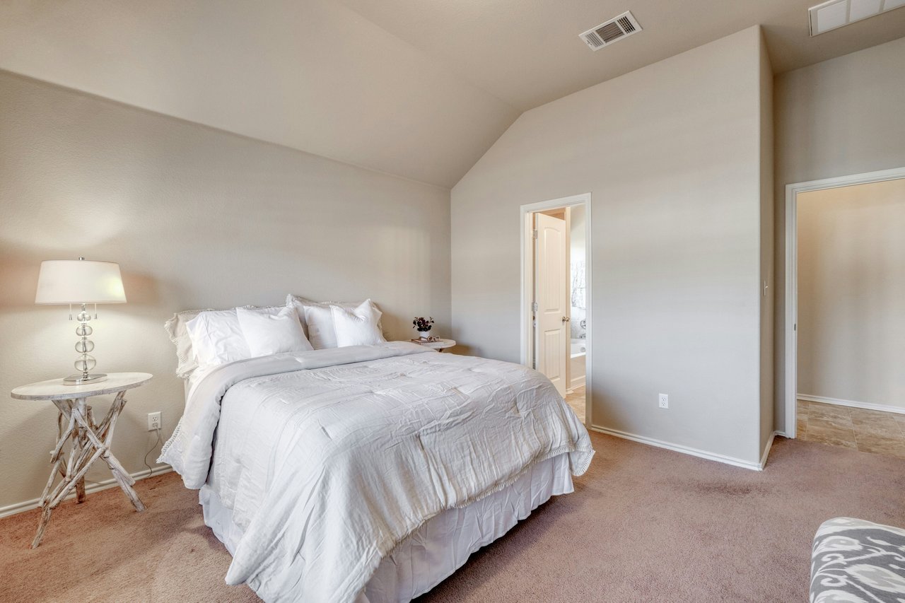 Rare Cul-de-Sac Gem in Manor – With No Neighbor on One Side and Access to HOA-owned Greenspace Right Outside Your Doorstep!