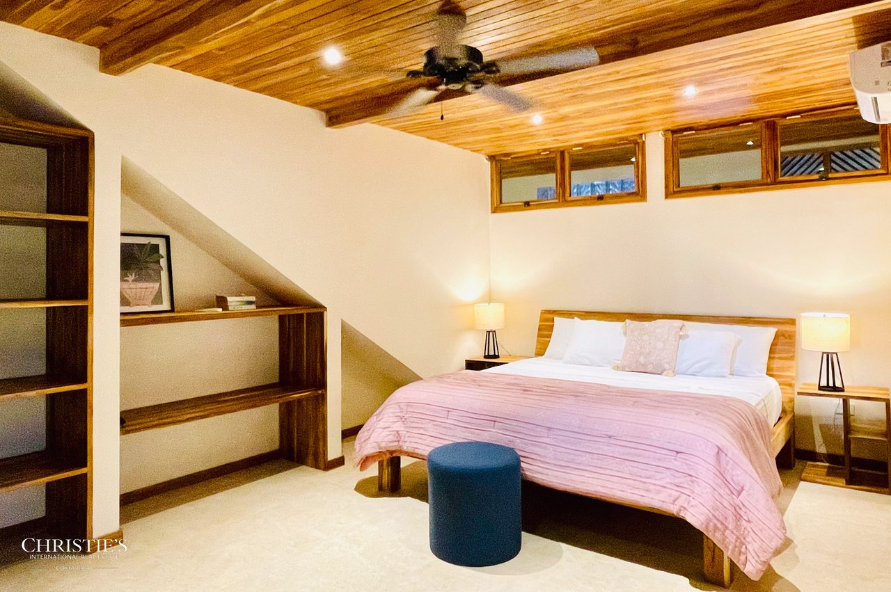 Tropical Villas Estate: A Unique Opportunity with 4 Private Villas