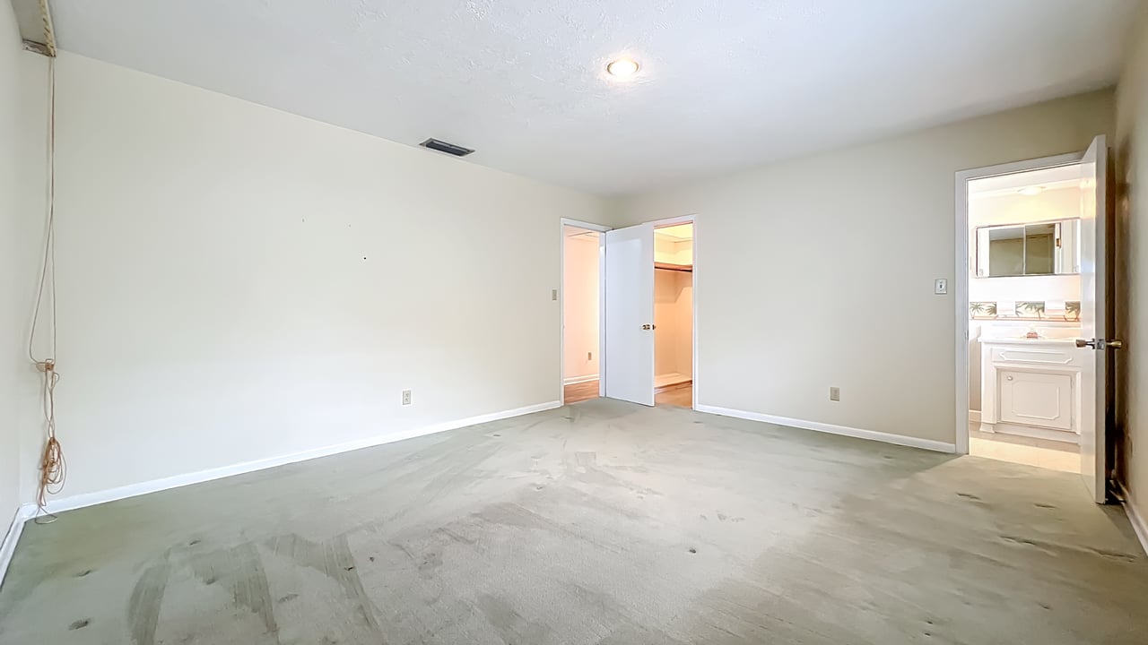 Mid-Century Modern 4-Bedroom in Dommerich Hills, Maitland