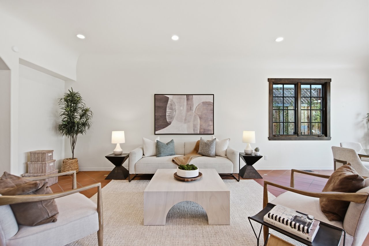 122 Castilian Way