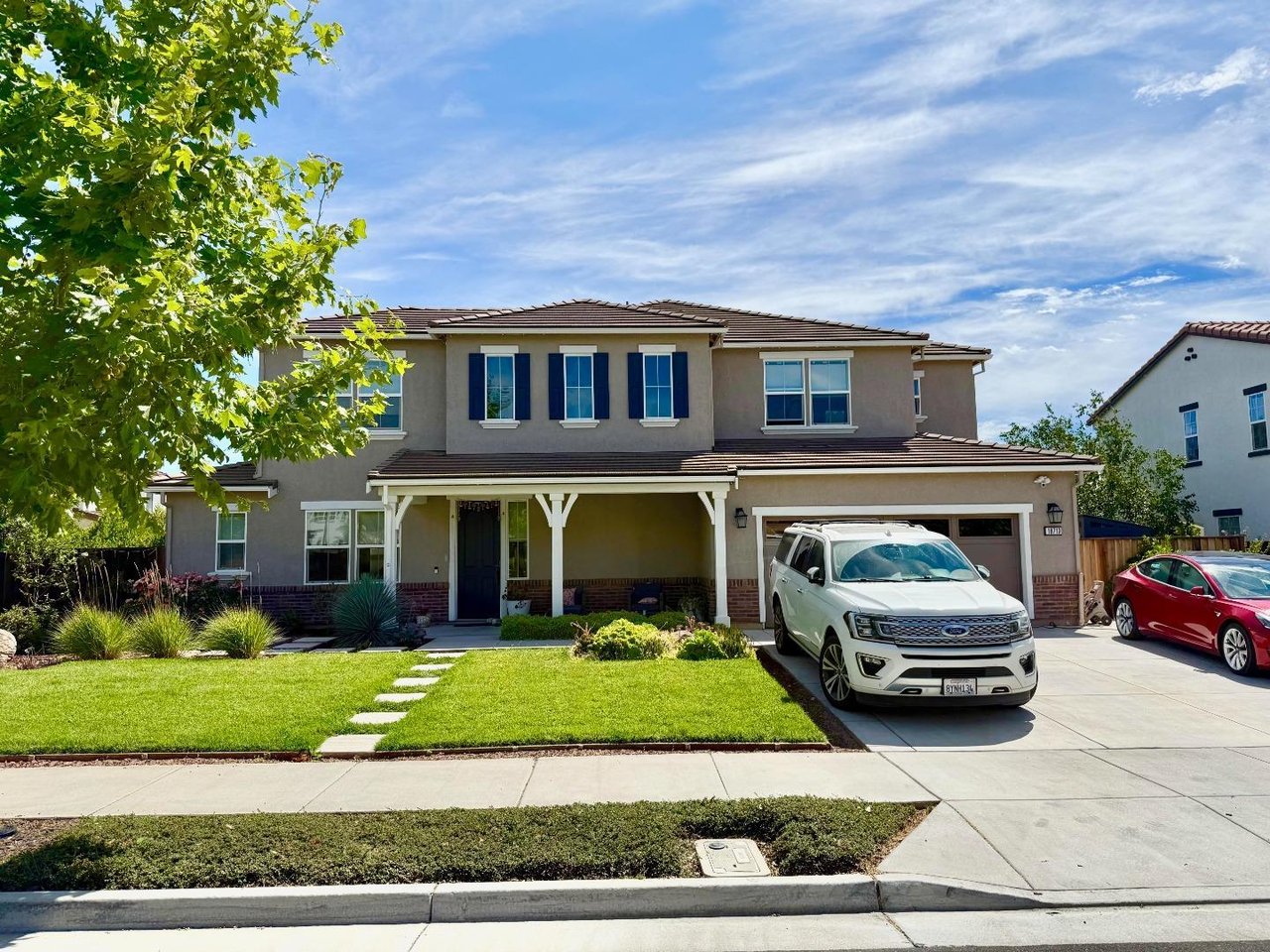 18713 White Moon Dr
