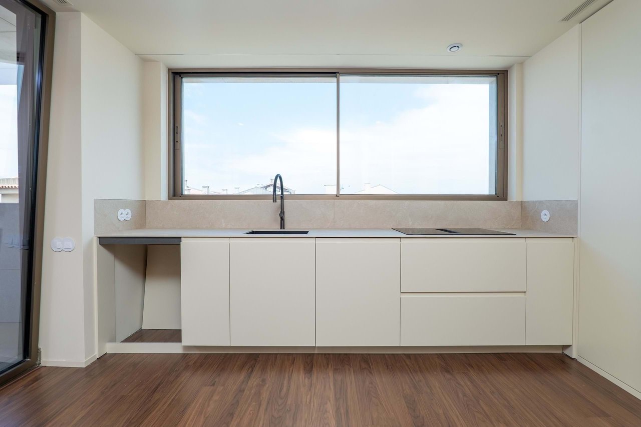 Oceanfront 3-Bedroom Apartment in Vila do Conde