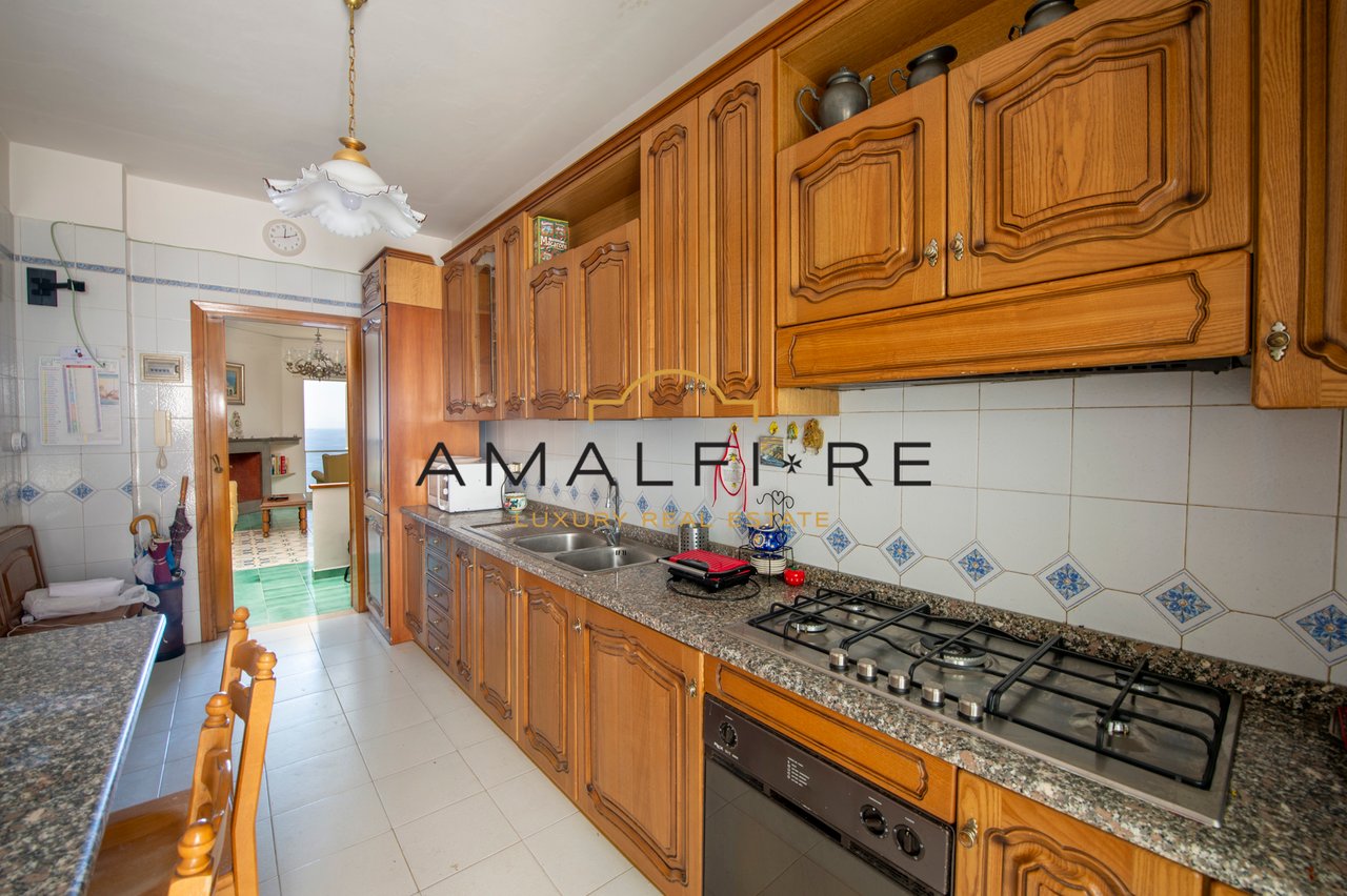 Amalfi Seafront Apartment
