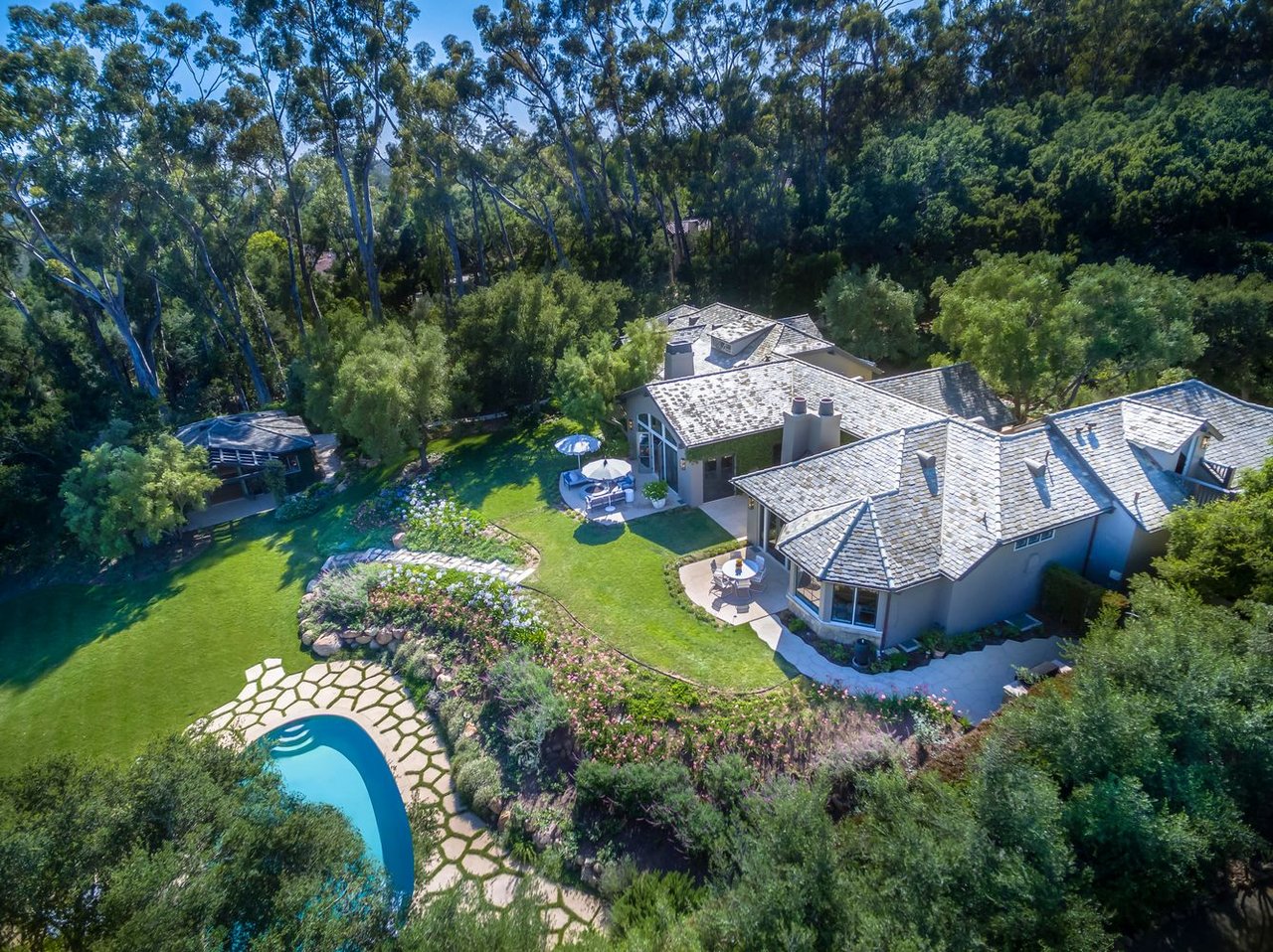 803 Picacho Ln