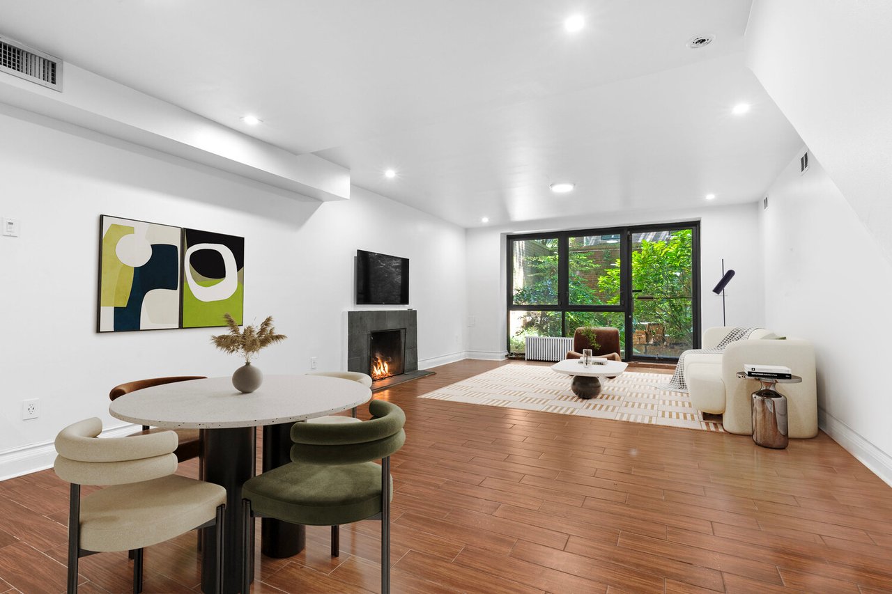33 W 9TH Street