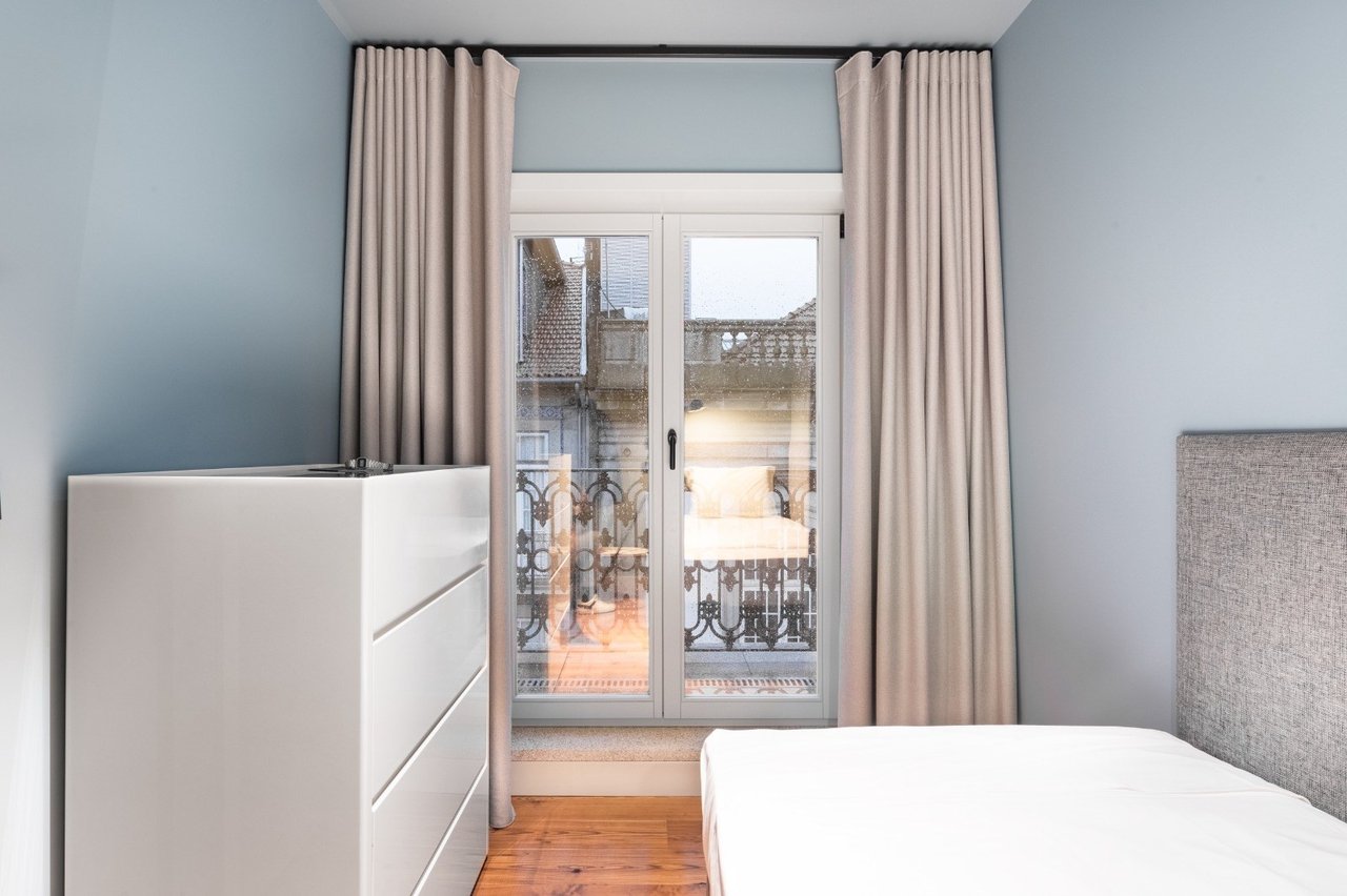 New Designer Duplex in the Heart of Porto, Portugal – Licensed Short-Term Rental with 6%+ ROI