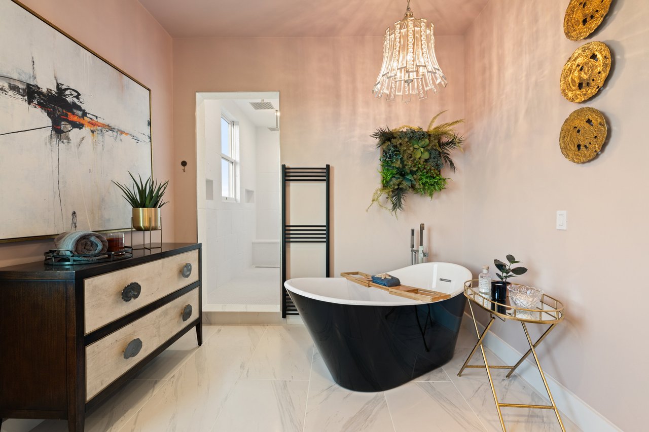 Spanish Oaks Luxury 