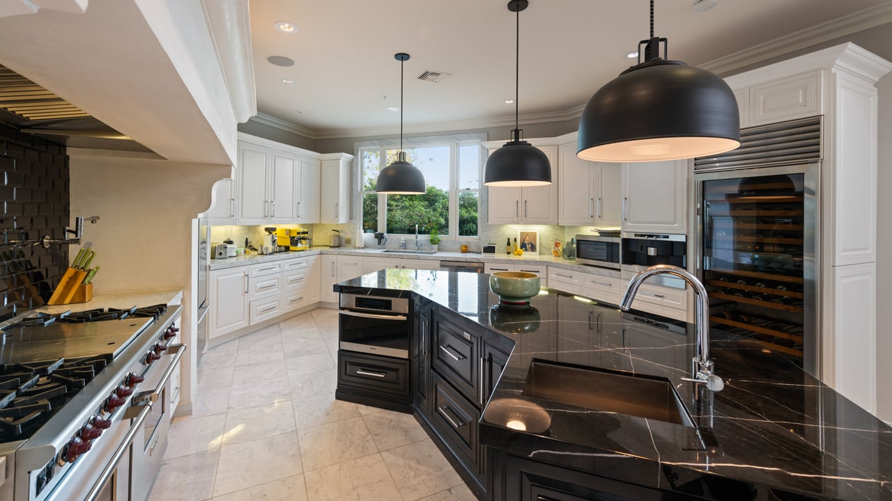 1404 Dawnridge Drive