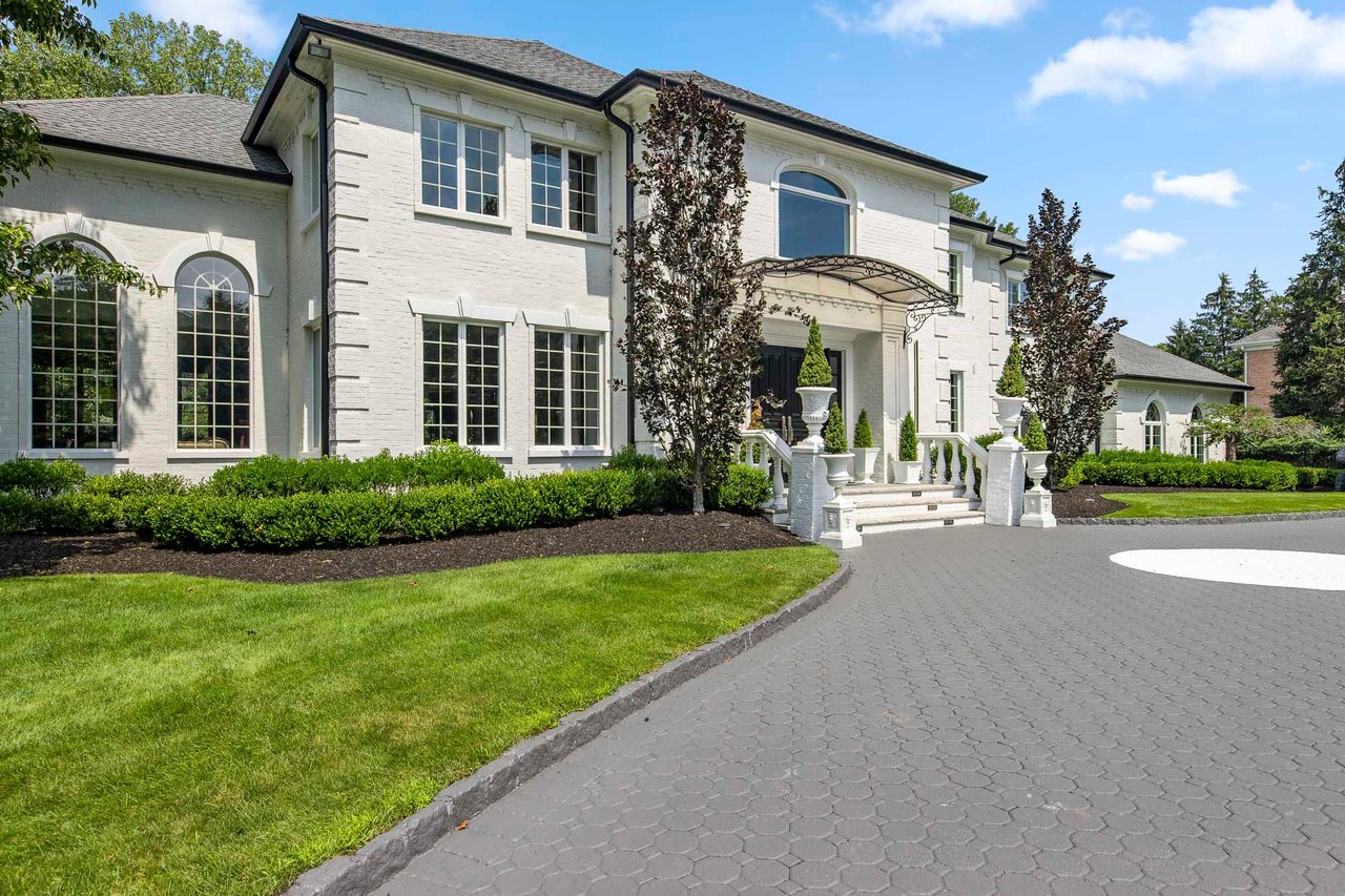 85 Sherwood Rd