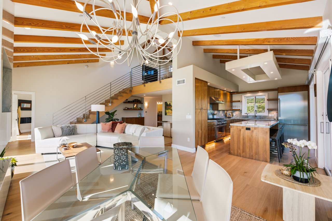 27008 Old Chimney Rd