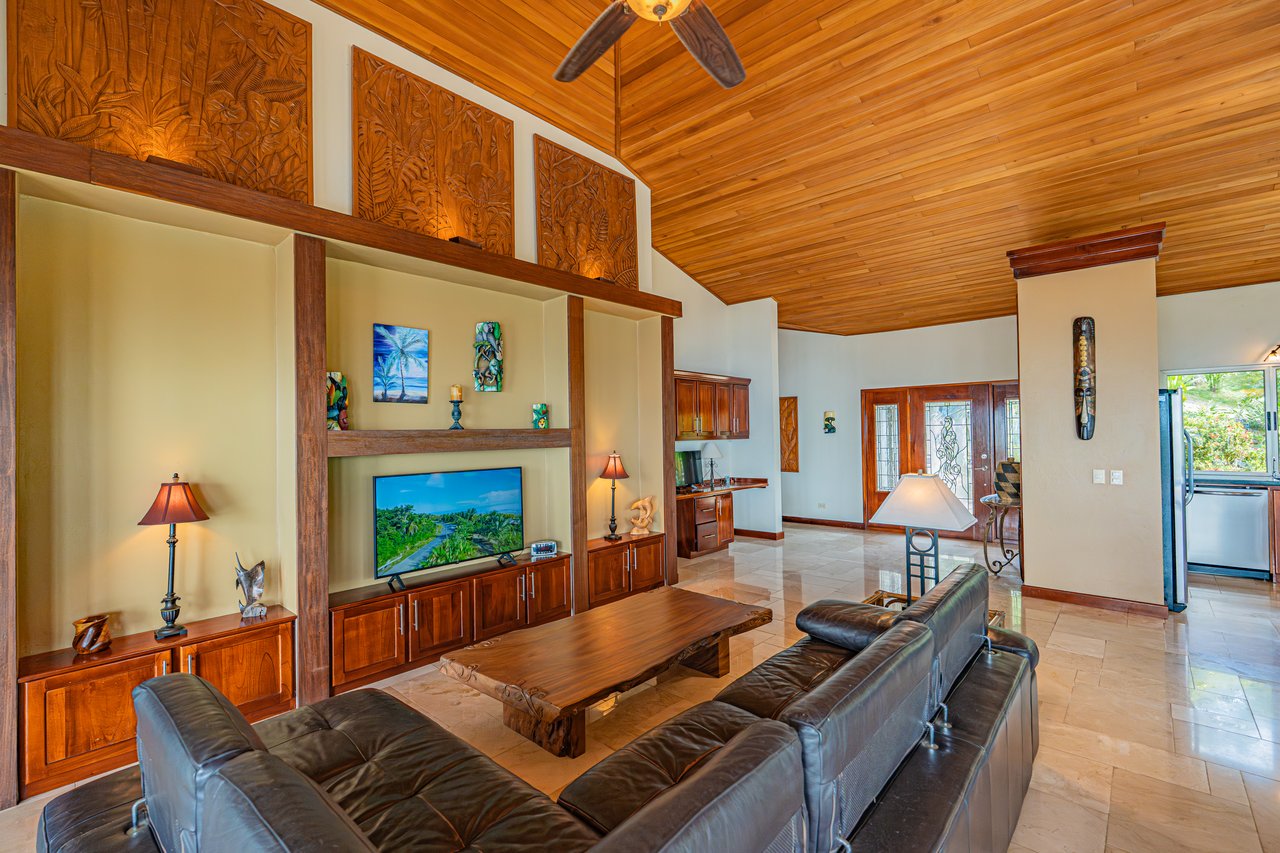 Ultra-Private Whale’s Tail View in Costa Verde Estates