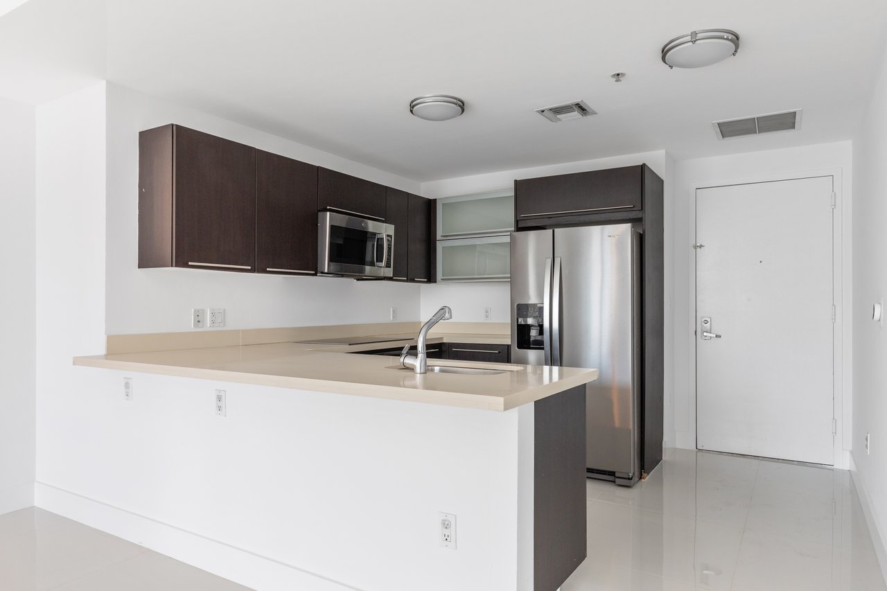 90 SW 3rd St Unit #3501 Miami 